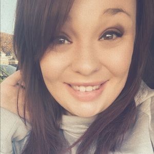 Meet your Posher, Sasha